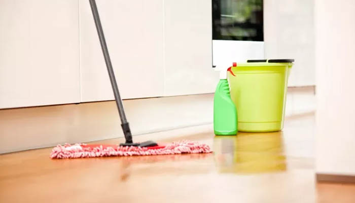 شوینده برای سرامیک کف